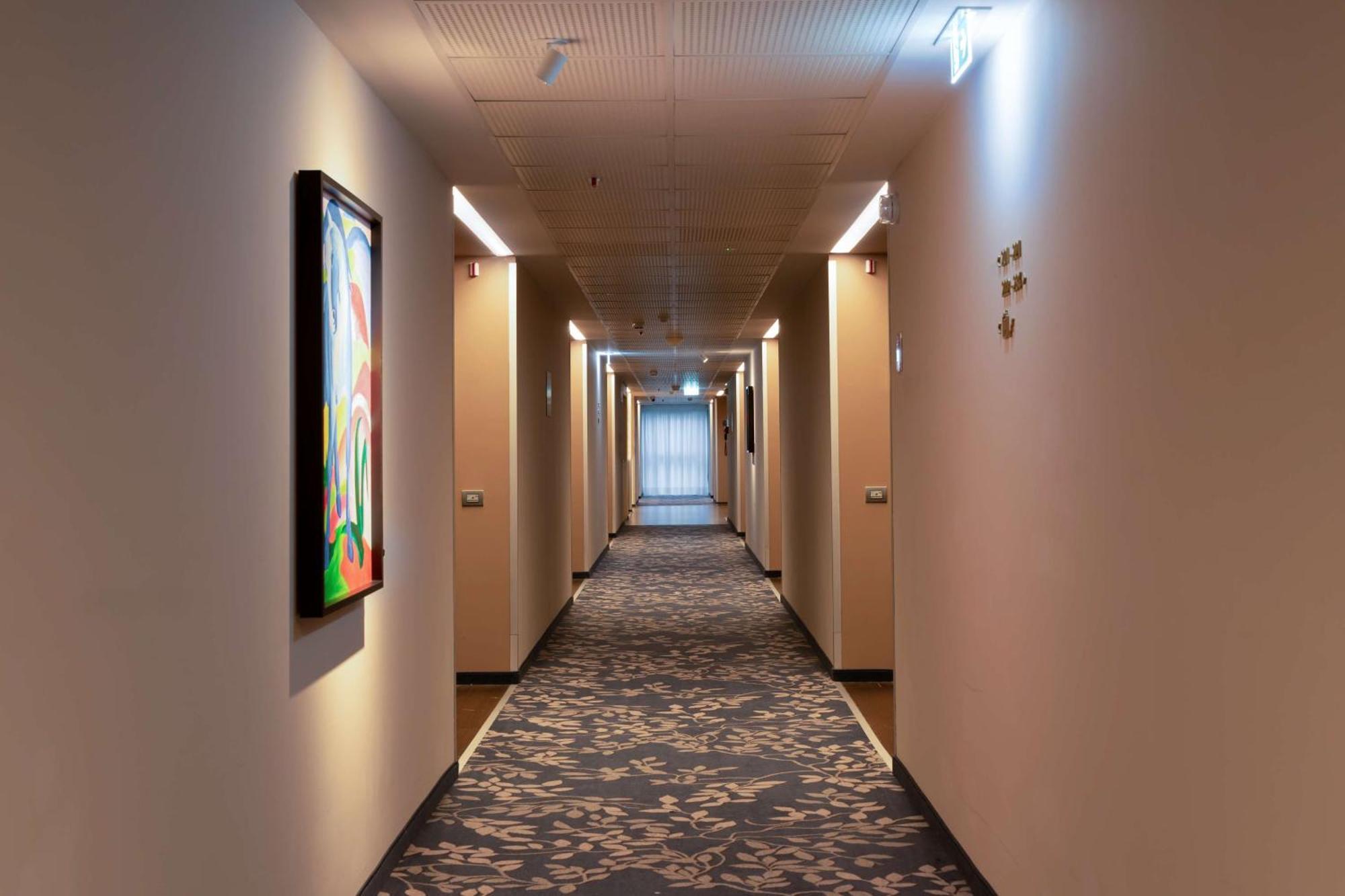 Doubletree By Hilton Milan Malpensa Solbiate Olona Hotel Ngoại thất bức ảnh