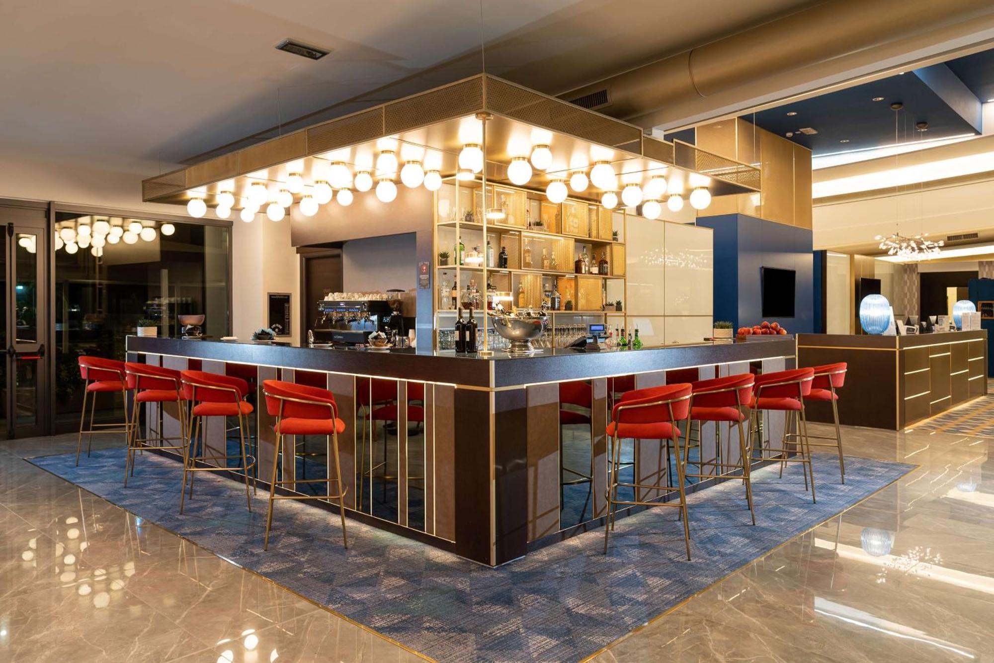 Doubletree By Hilton Milan Malpensa Solbiate Olona Hotel Ngoại thất bức ảnh