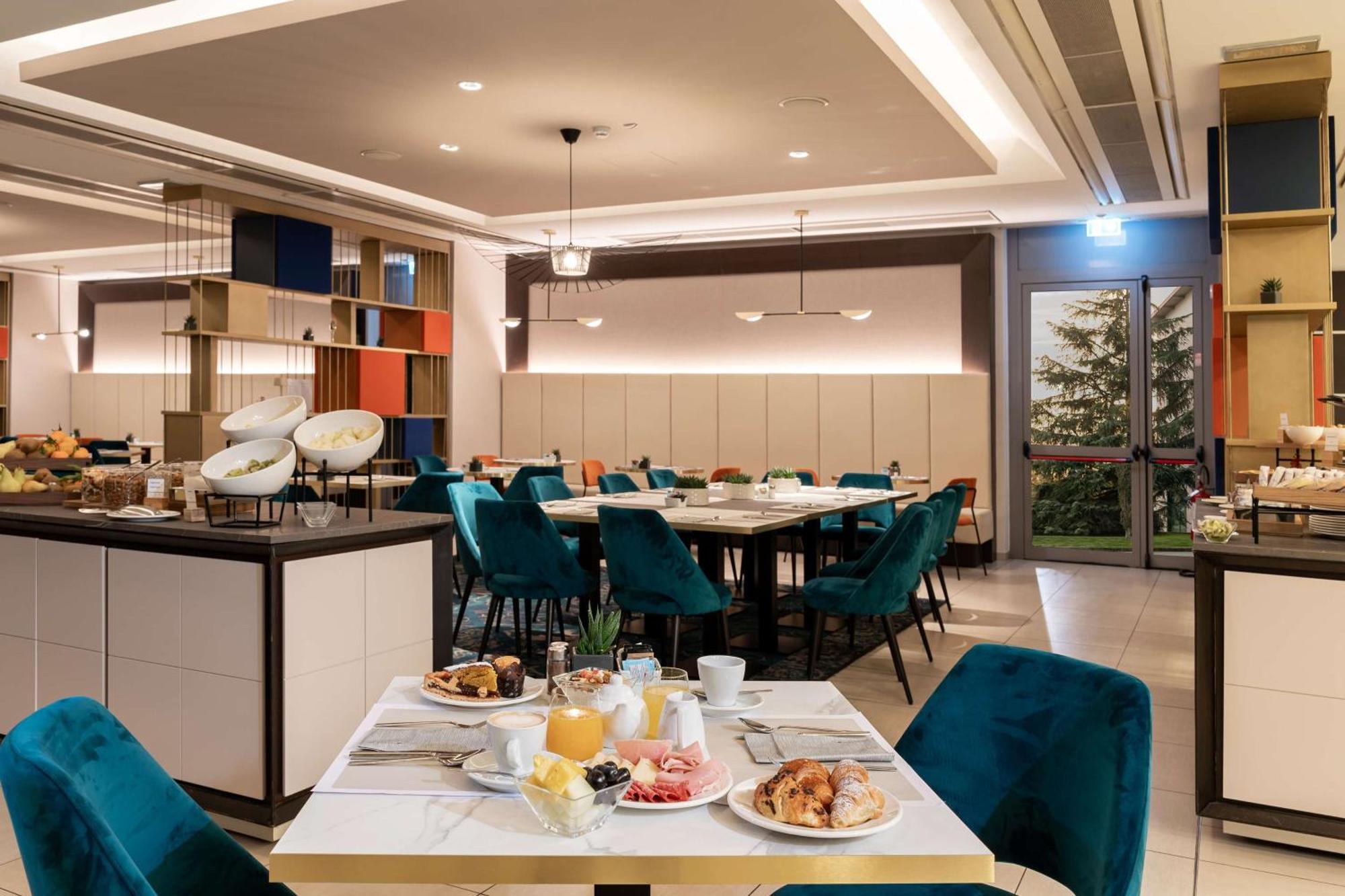 Doubletree By Hilton Milan Malpensa Solbiate Olona Hotel Ngoại thất bức ảnh